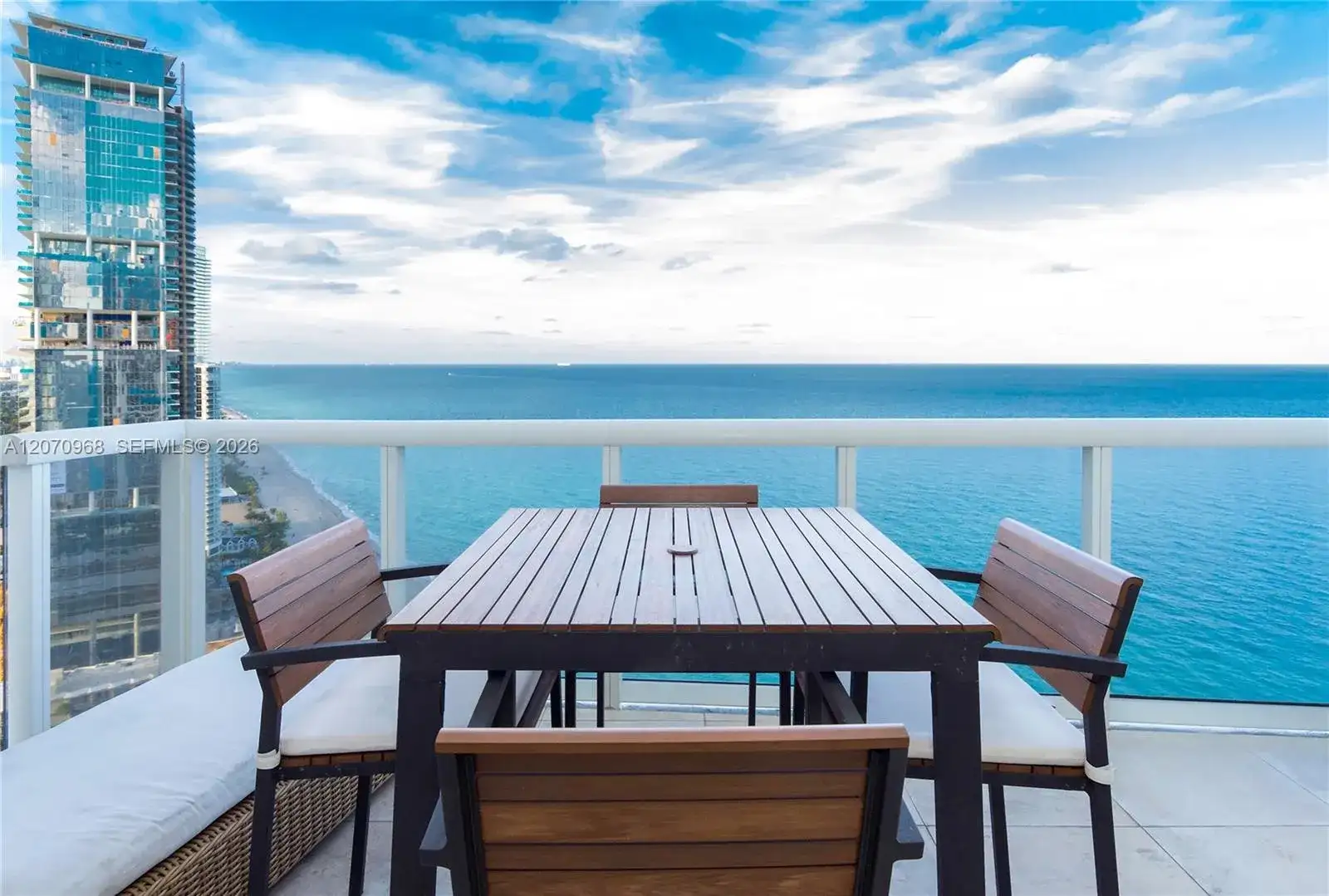 18201 Collins Ave # 4208, Sunny Isles Beach FL 33160 photo 2