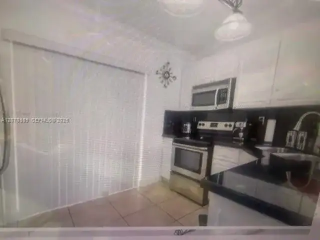 2485 west 76 st # 207, Hialeah Gardens FL 33016 photo 4