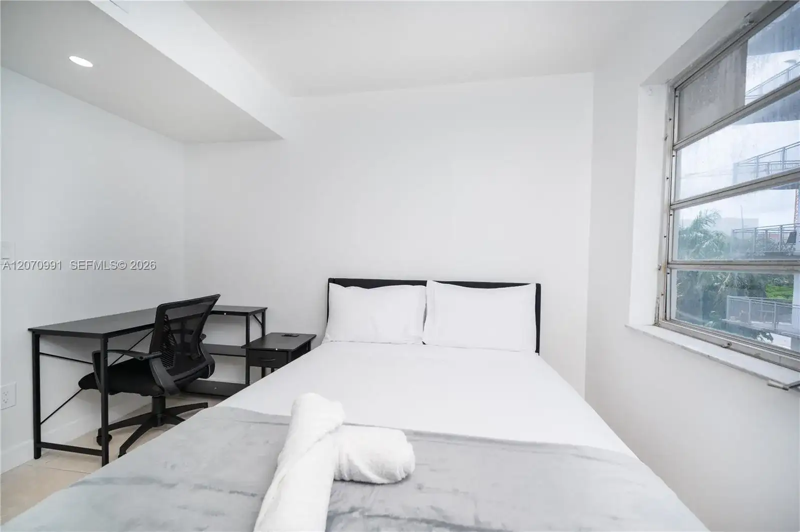 500 NE 26th St # 5D, Miami FL 33137 photo 2