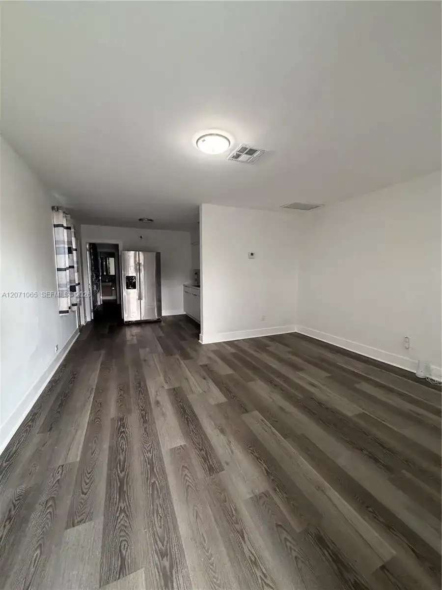 706 S F St, Lake Worth FL 33460 photo 2