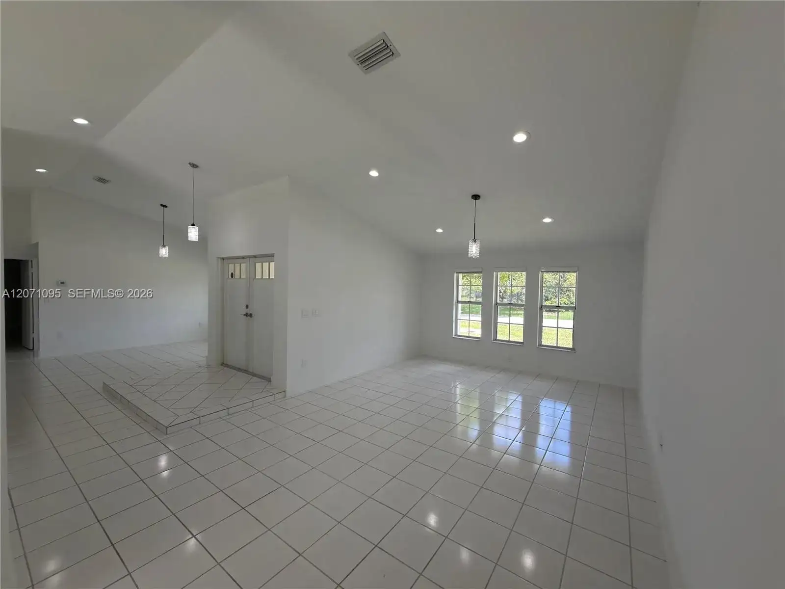 18870 SW 294th Ter, Homestead FL 33030 photo 3