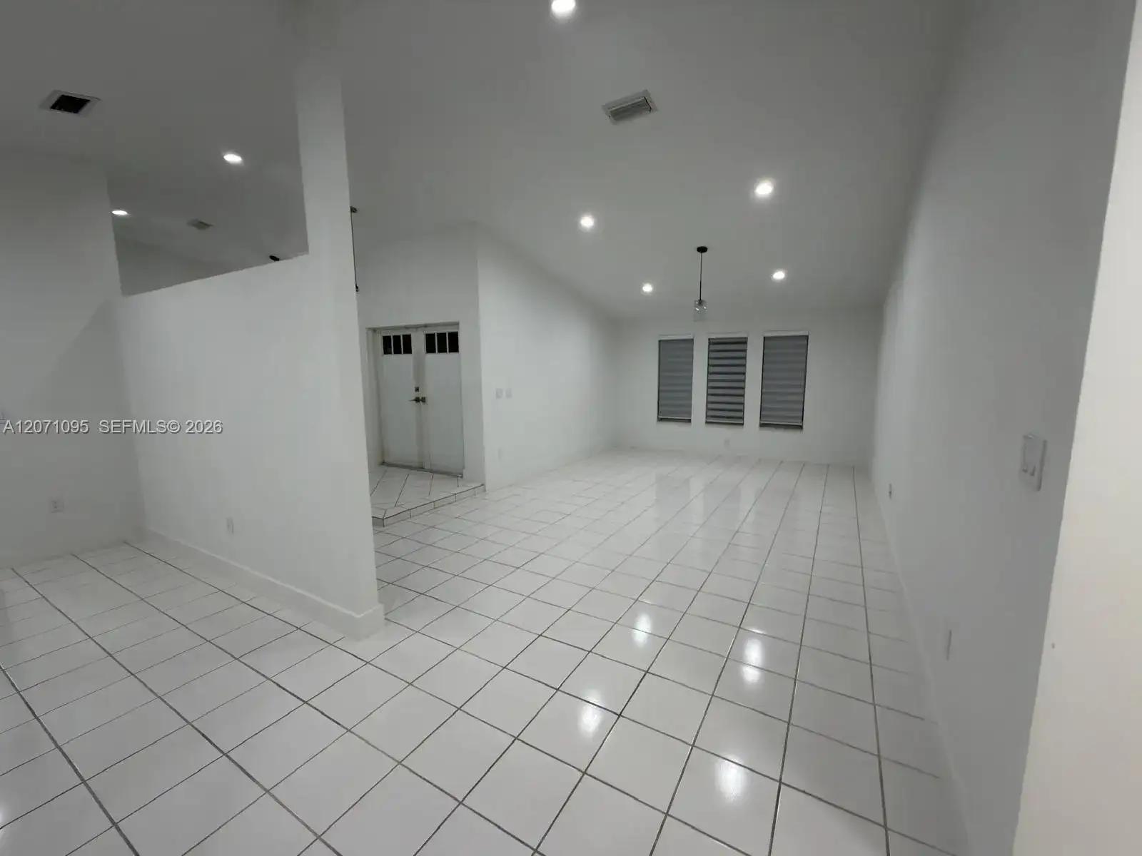 18870 SW 294th Ter, Homestead FL 33030 photo 5