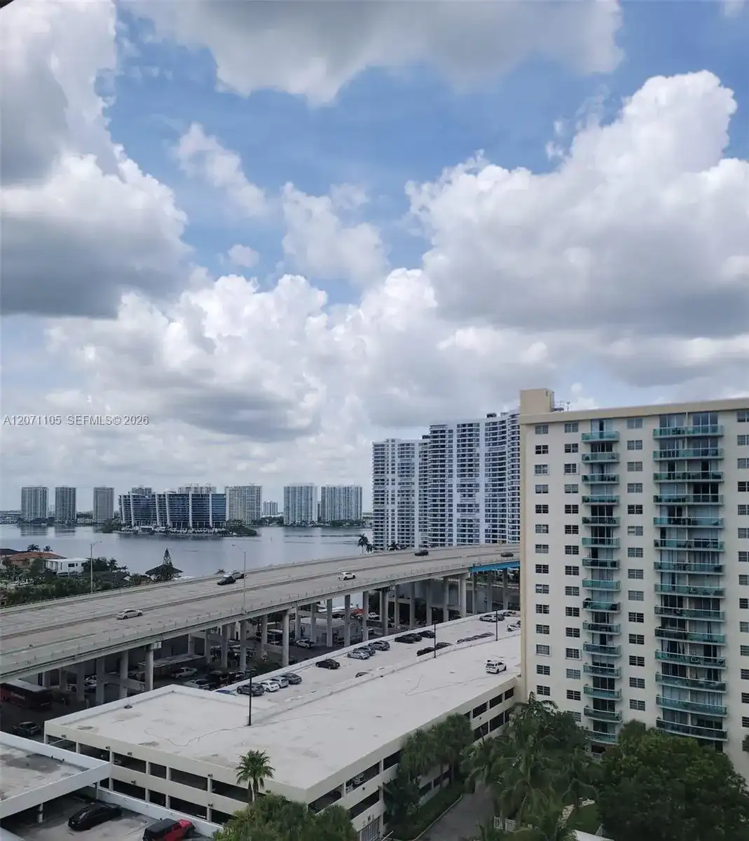19380 Collins Ave # 1207, Sunny Isles Beach FL 33160