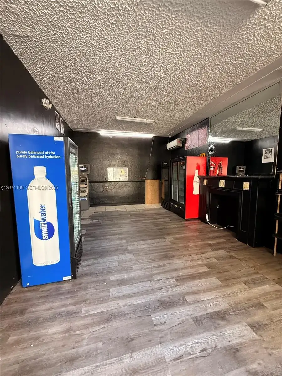 6300 Collins Ave, Miami Beach FL 33141 photo 4