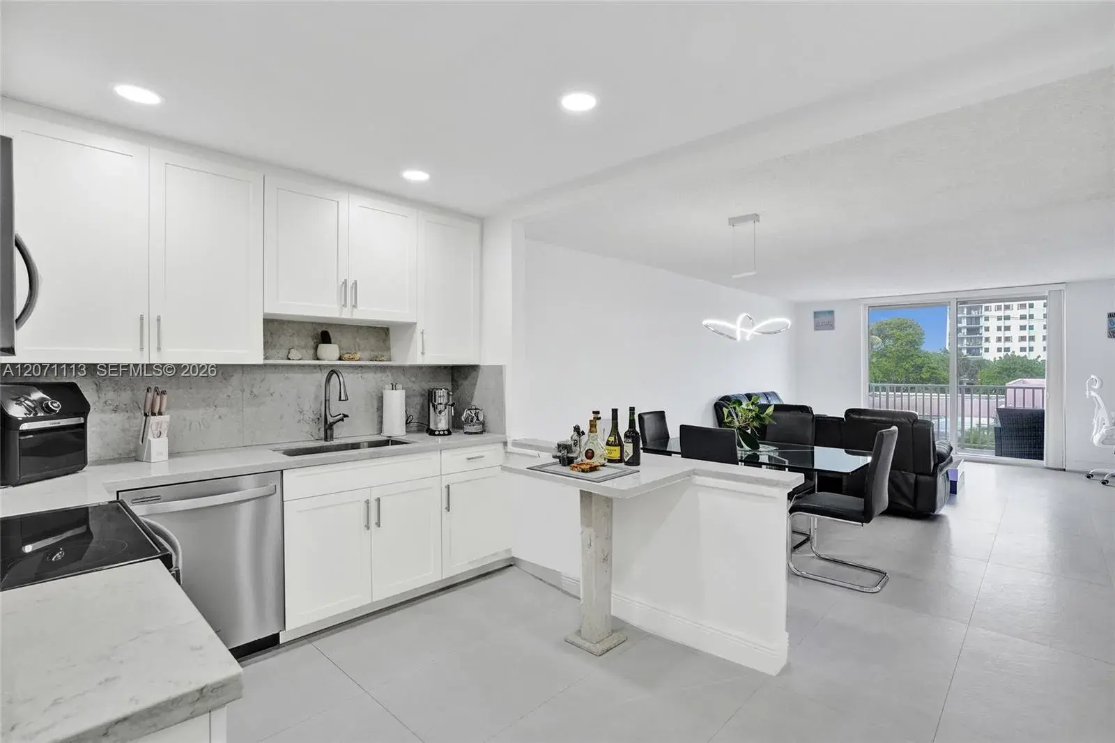 1401 S Ocean Dr # 302, Hollywood FL 33019