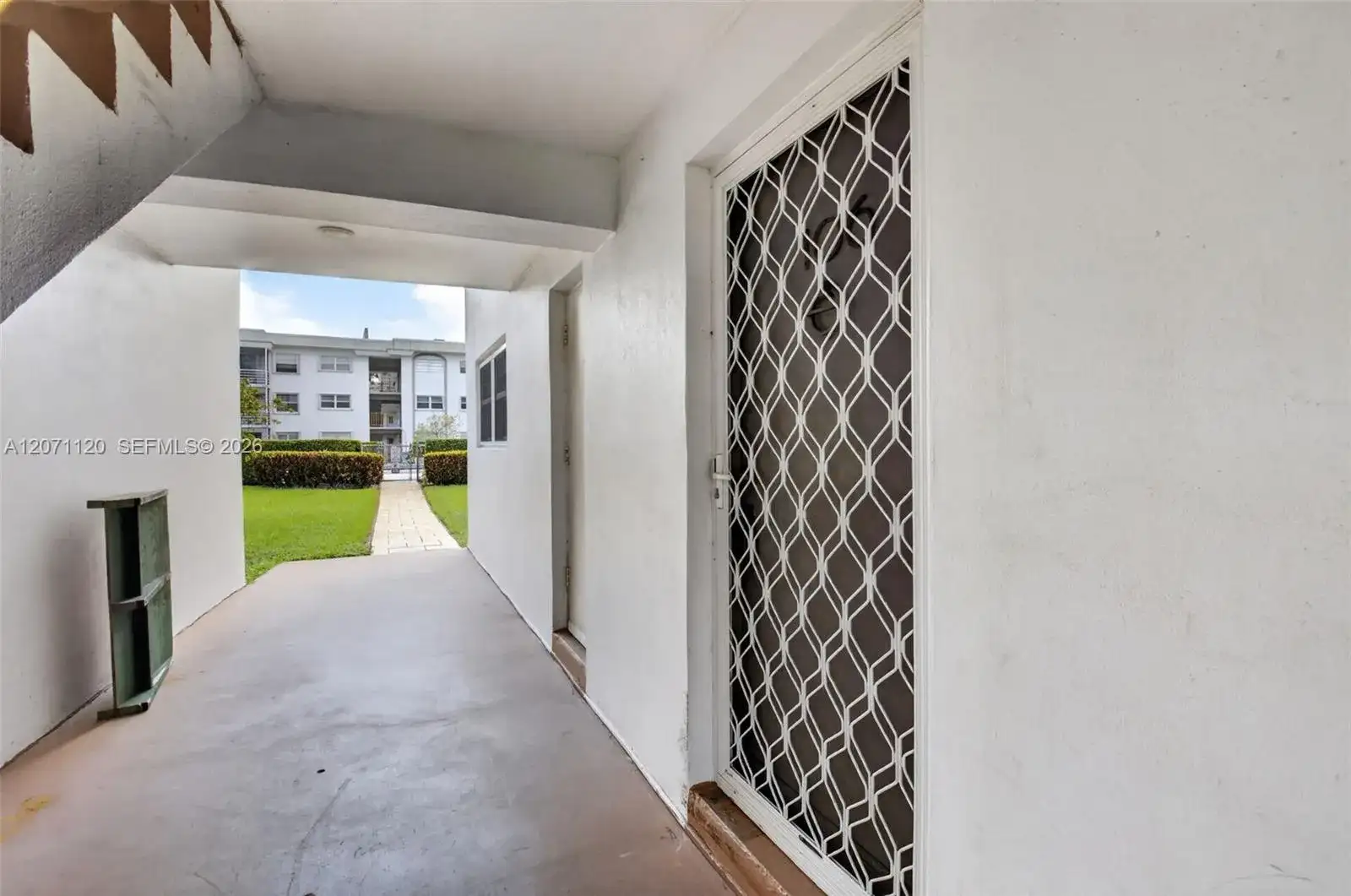 5501 NW 2nd Ave # 106, Boca Raton FL 33487 photo 3