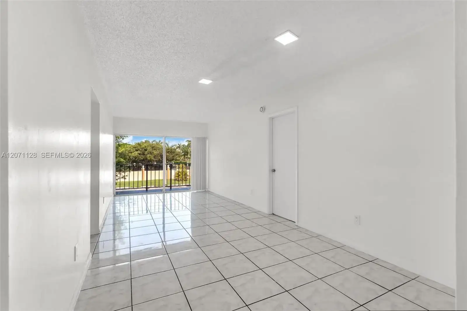 400 NE 18th Ave # 208, Homestead FL 33033 photo 5