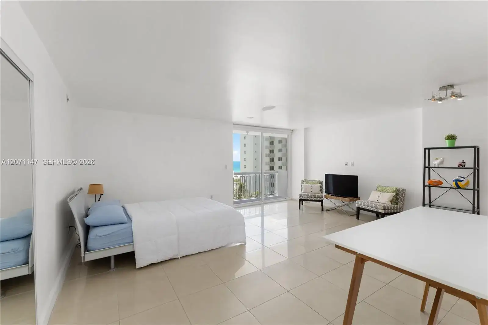 401 Ocean Dr # 607, Miami Beach FL 33139 photo 4