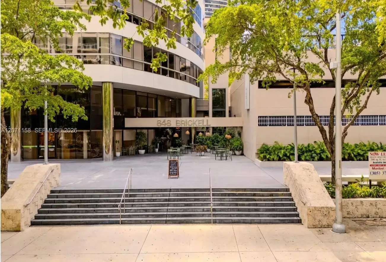 848 NE Brickell Avenue, Miami FL 33131 photo 3