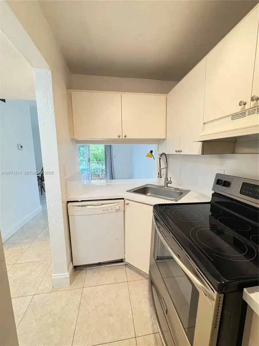 7403 SW 82nd St # 207N, Miami FL 33143 photo 2