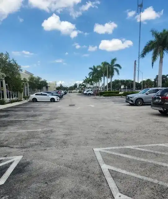 4500 W Hallandale Beach Blvd # 2, Hollywood FL 33023