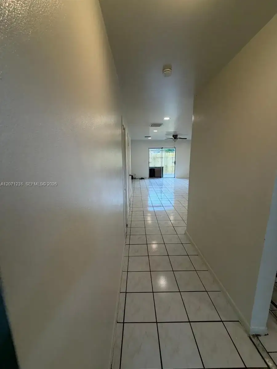2065 NE 139th St, North Miami Beach FL 33181 photo 4