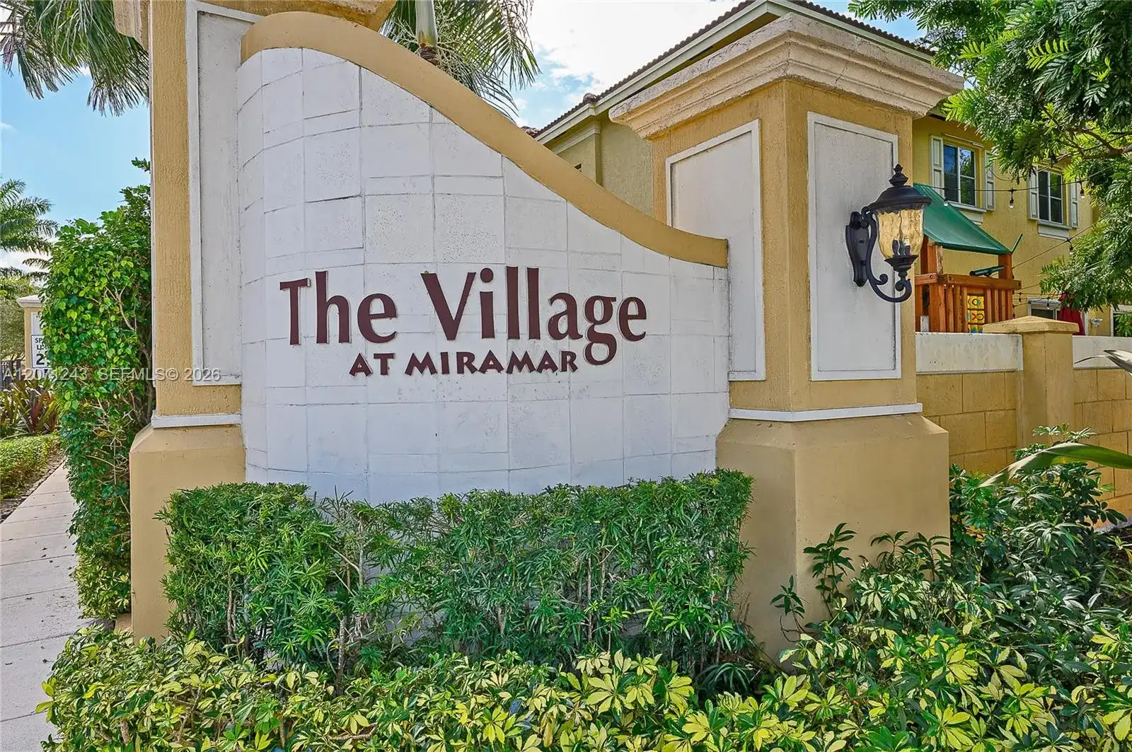 1810 SW 91st Ave, Miramar FL 33025