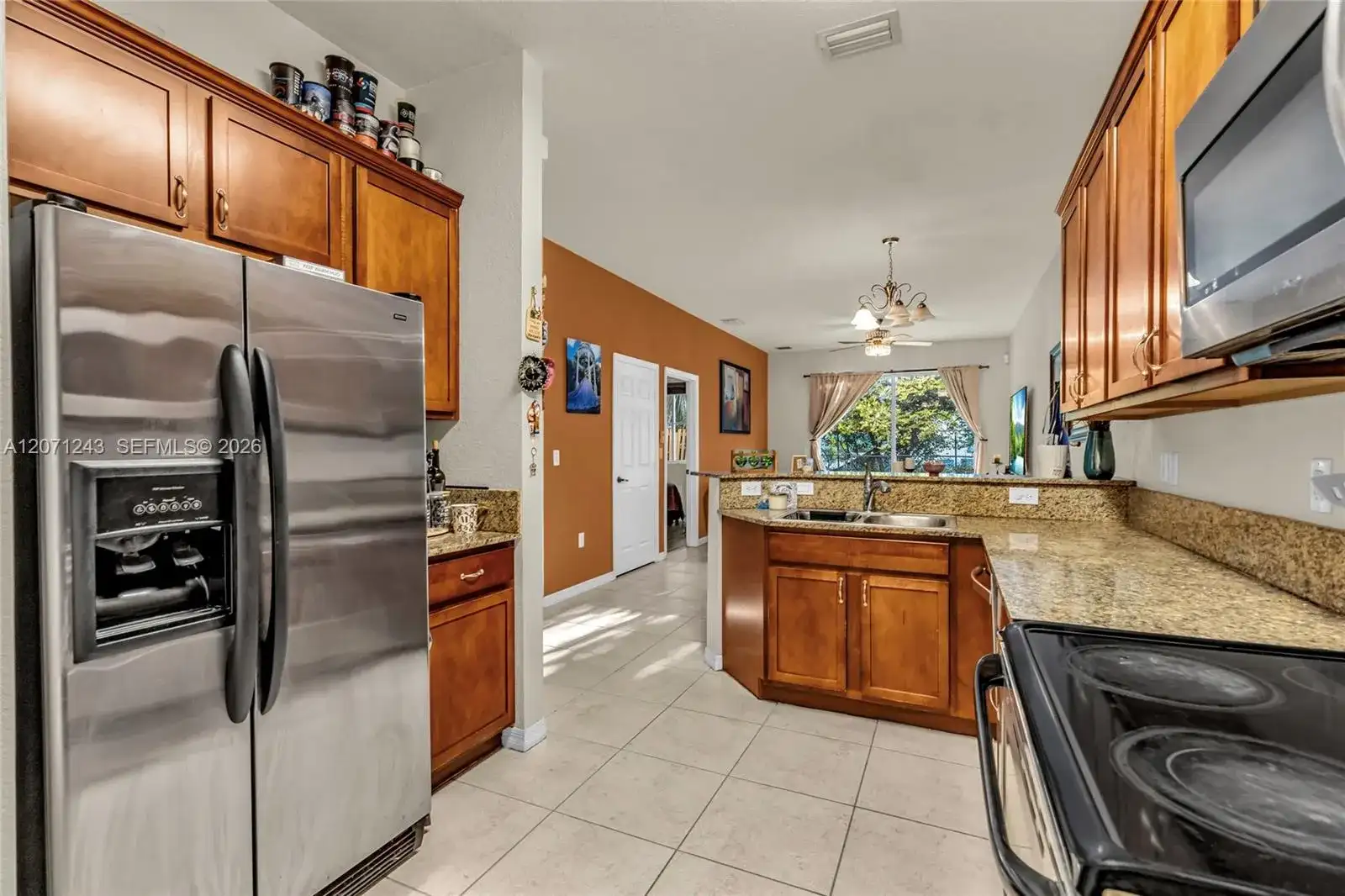 1810 SW 91st Ave, Miramar FL 33025 photo 3
