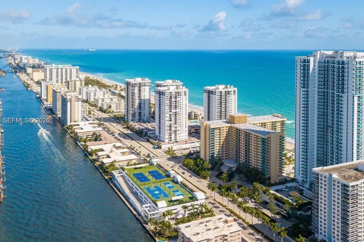 2501 S Ocean Dr # 703, Hollywood FL 33019