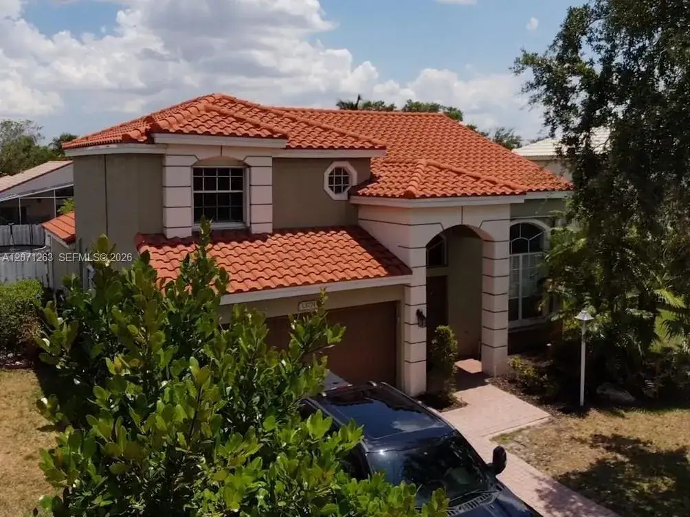 13274 NW 15th Ct, Pembroke Pines FL 33028