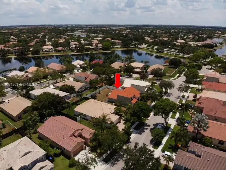 13274 NW 15th Ct, Pembroke Pines FL 33028 photo 3