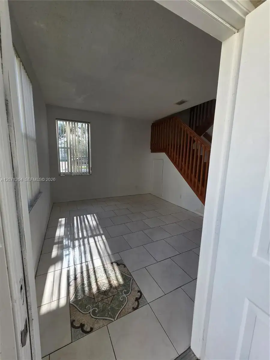 21250 NE 8th Pl # 1, Miami FL 33179 photo 2