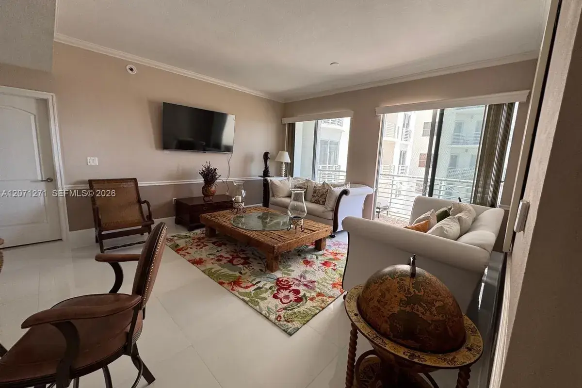 1830 Radius Dr # 1105, Hollywood FL 33020