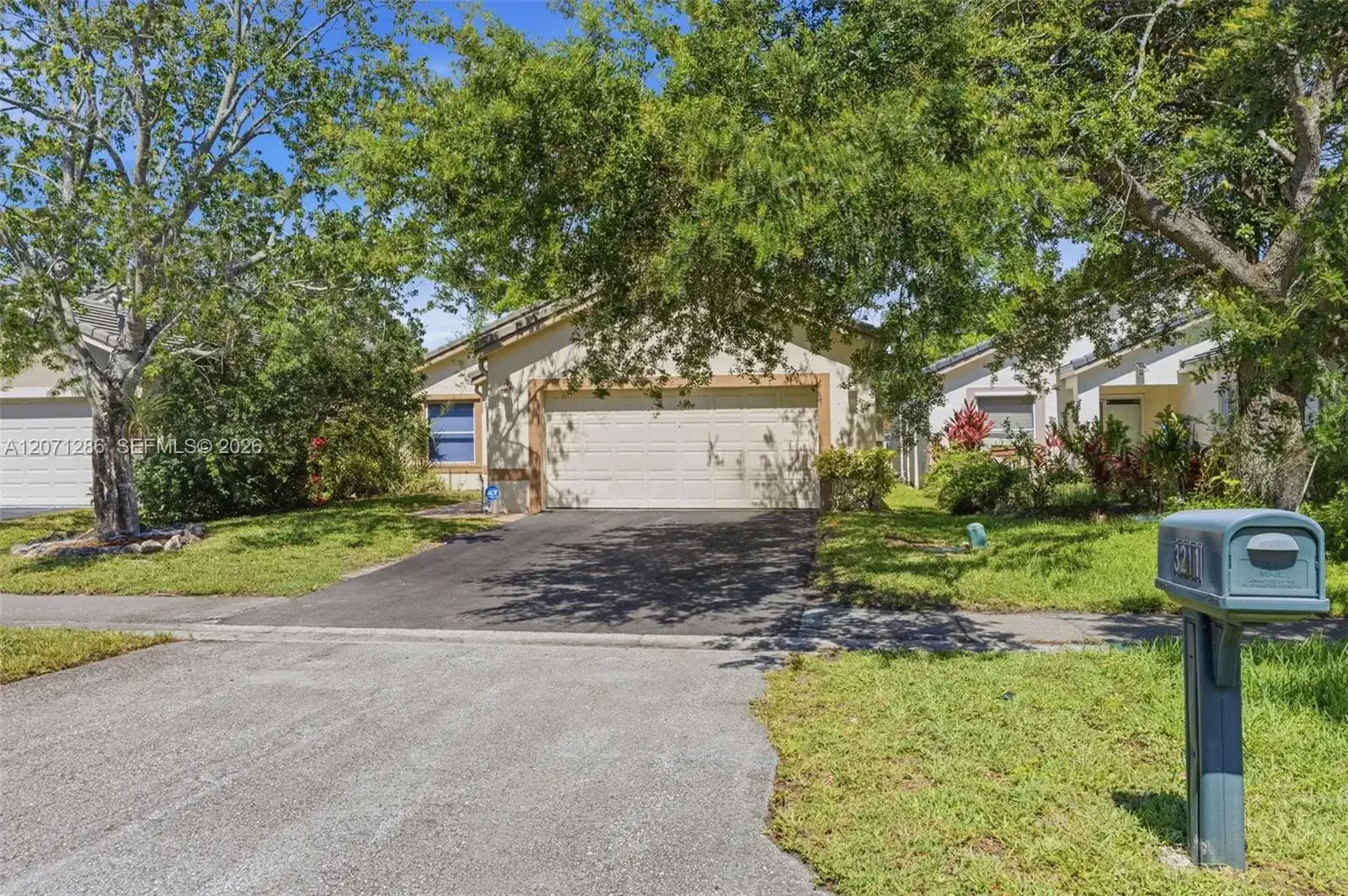 3211 NW 123 Ave, Coral Springs FL 33065