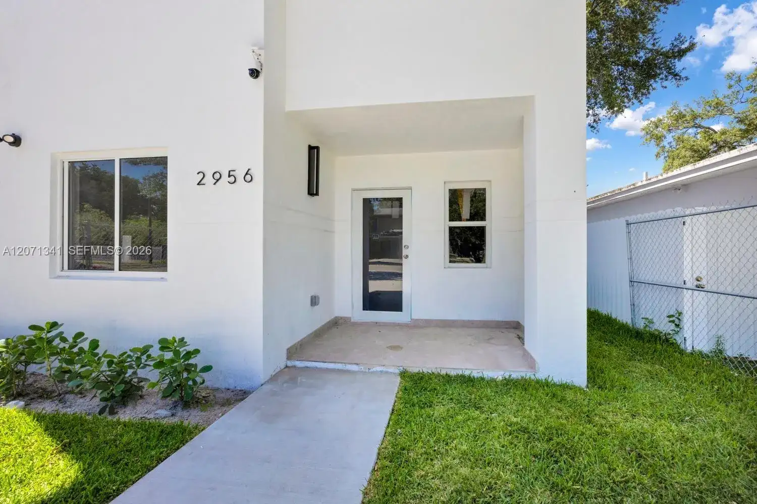 2770 NW 44 ST, Miami FL 33142 photo 2