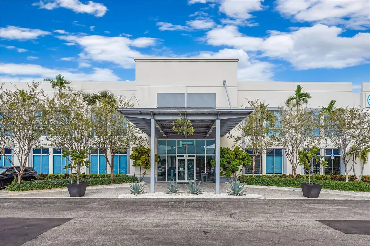 2010 NW 150th Ave # 105, Pembroke Pines FL 33028