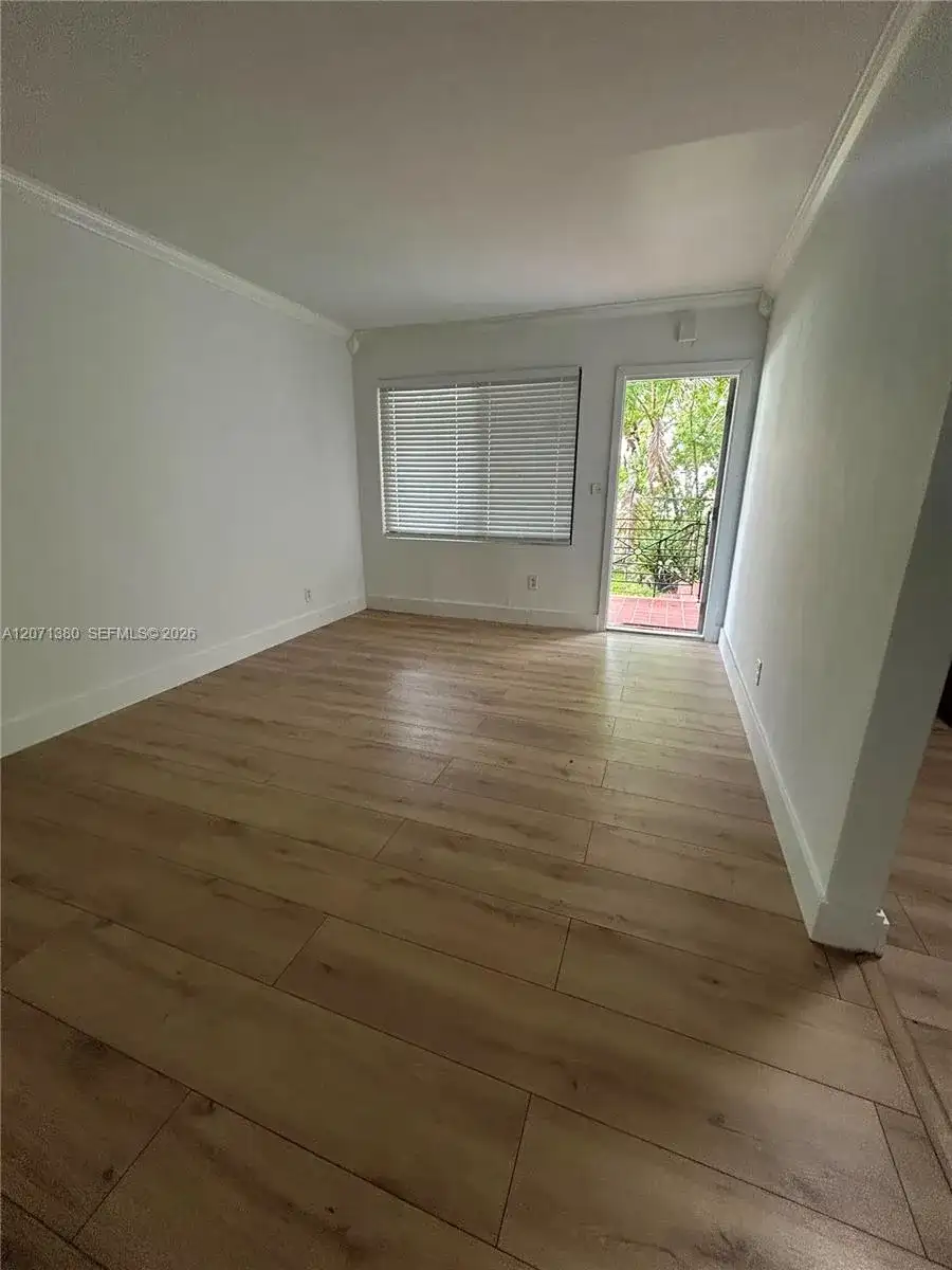 505 NE 82nd St # 5, Miami FL 33138 photo 2