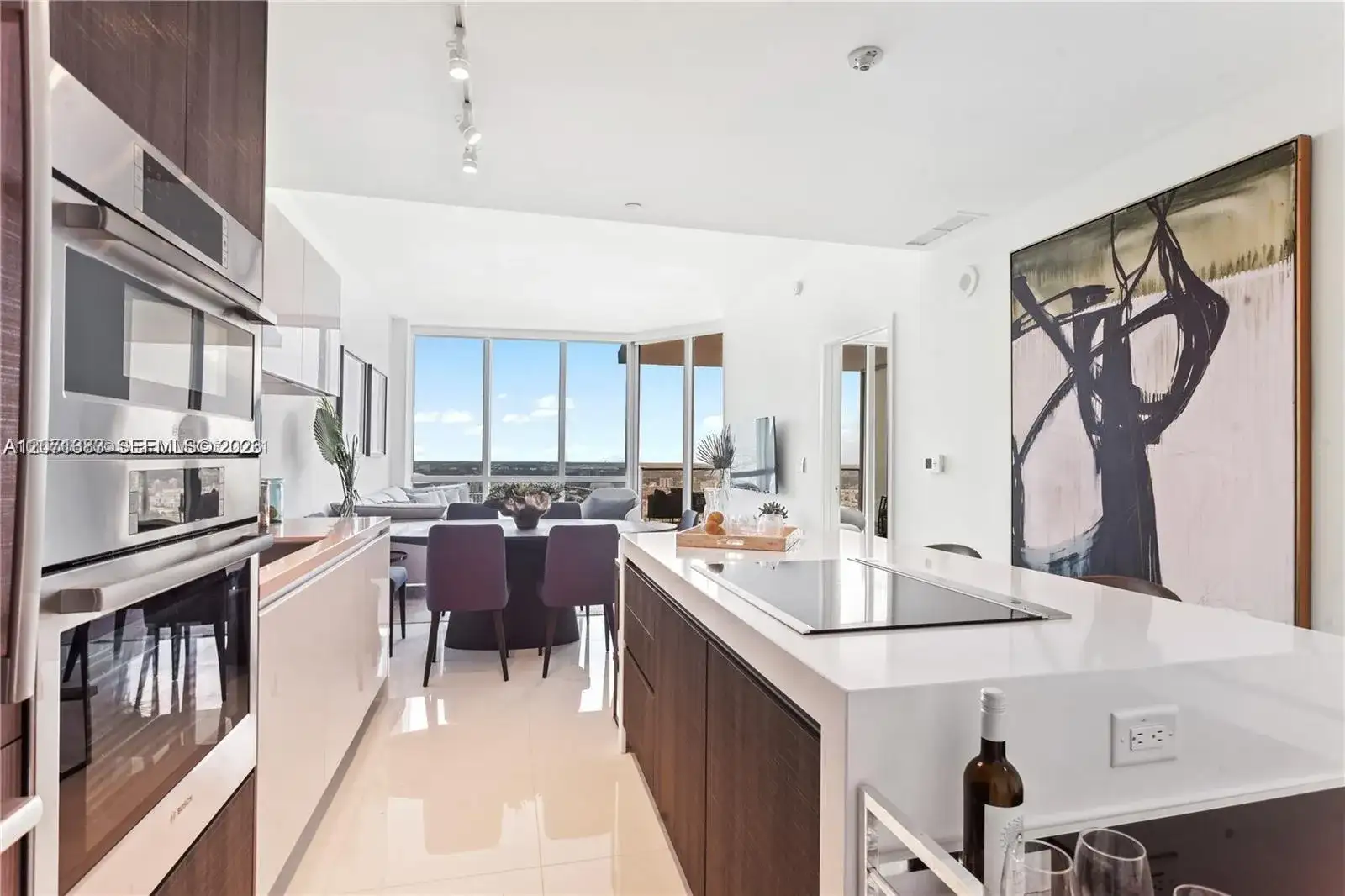 851 NE 1st Ave # 4106, Miami FL 33132 photo 4