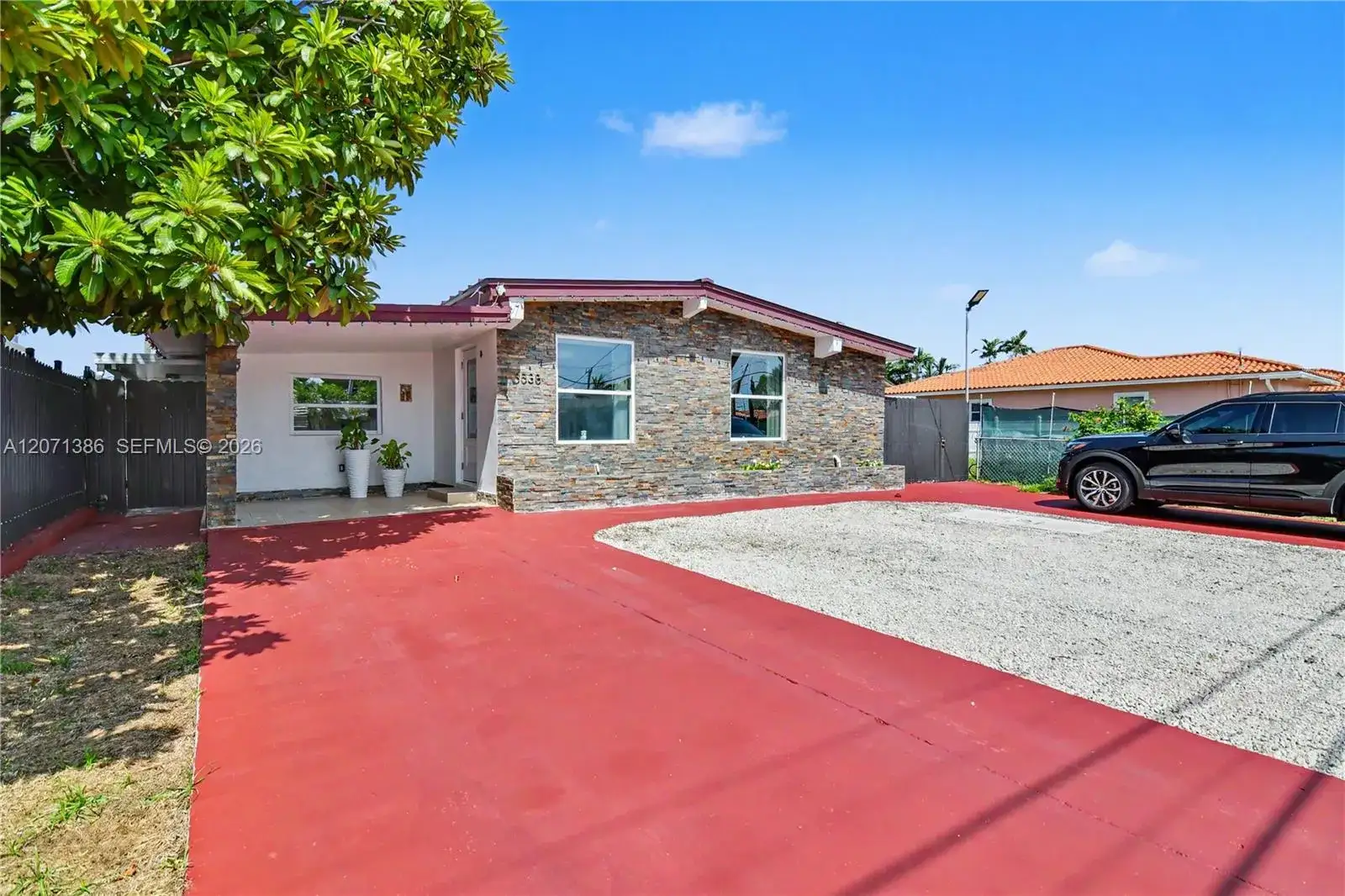 3538 SW 87th Ct, Miami FL 33165