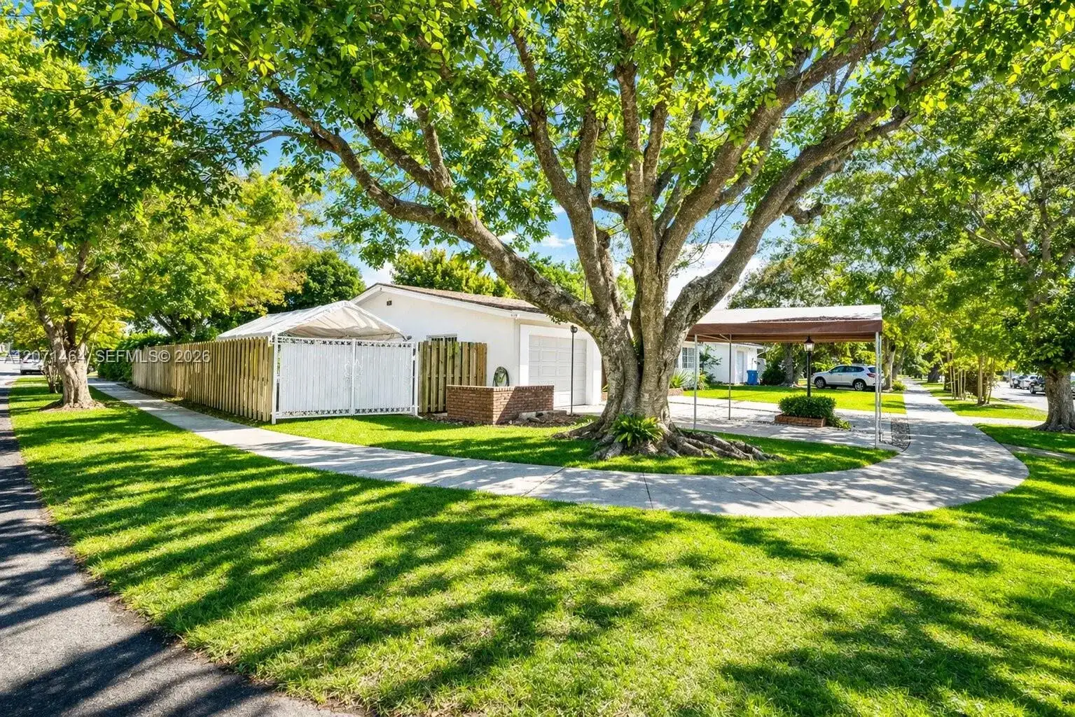 5775 SW 57th Ter, Miami FL 33143 photo 2
