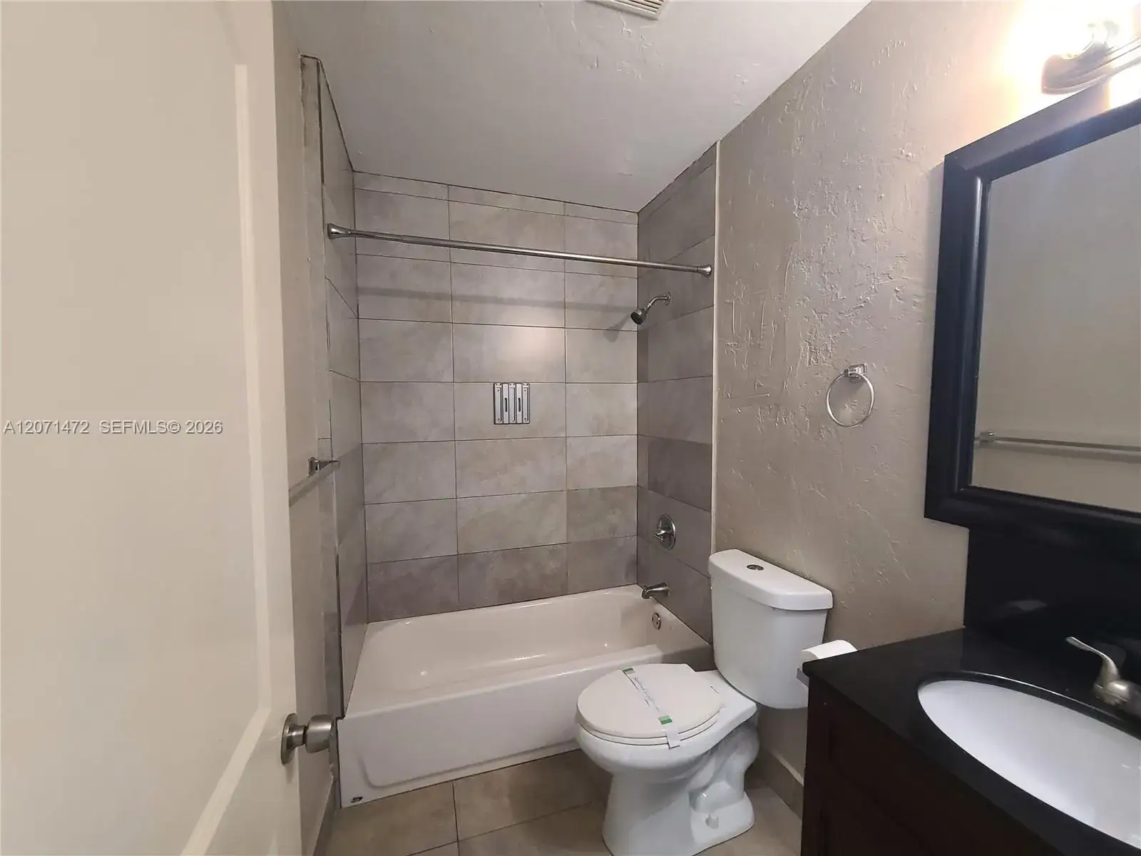 633 NE 16th Ave # 3, Fort Lauderdale FL 33304 photo 4