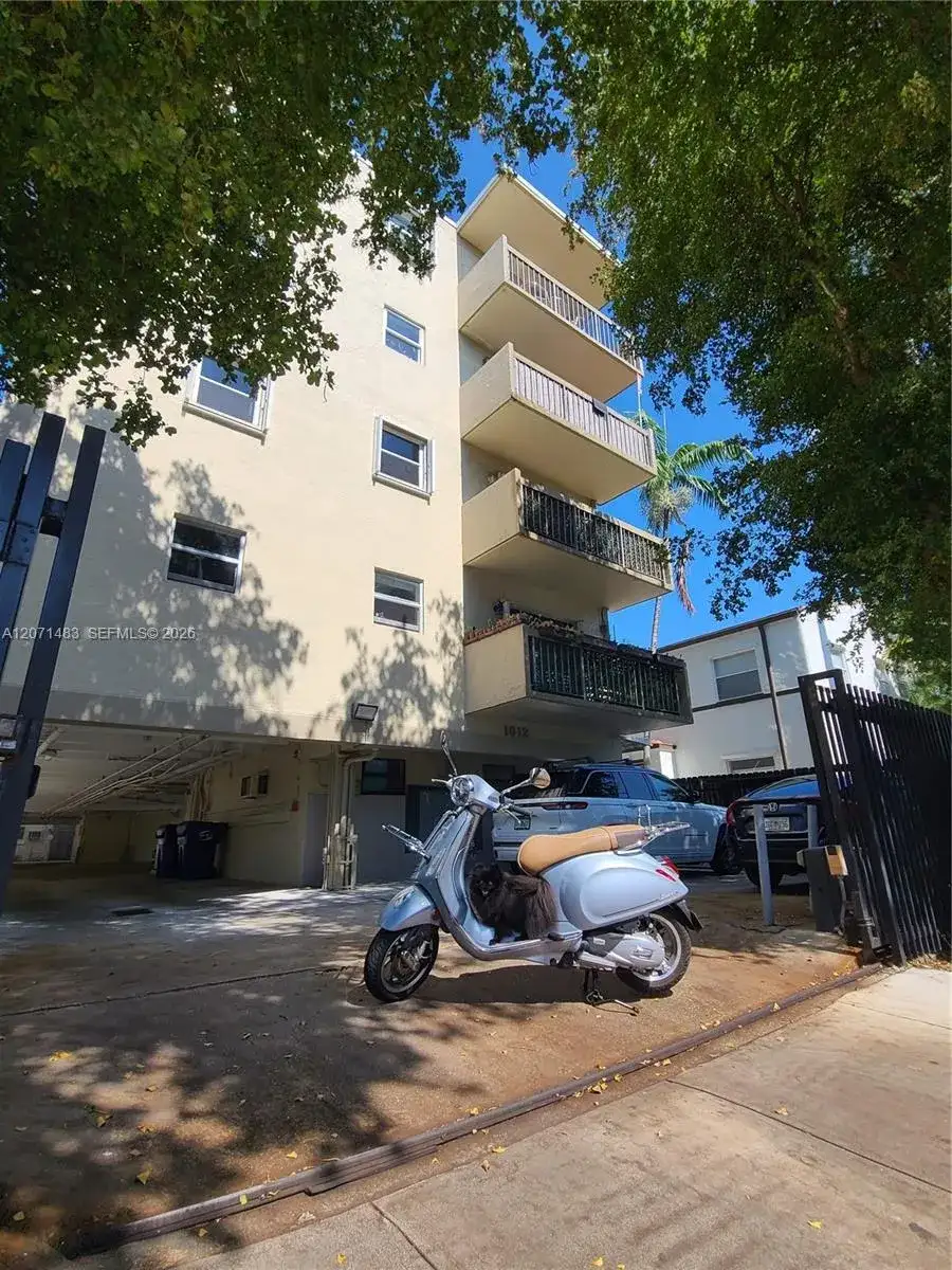 1612 Jefferson Ave # 403, Miami Beach FL 33139 photo 2
