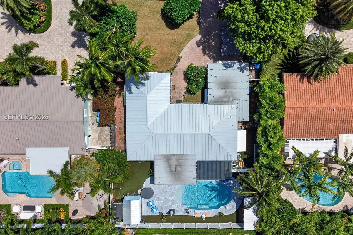 2049 Windward Dr, Lauderdale By The Sea FL 33062