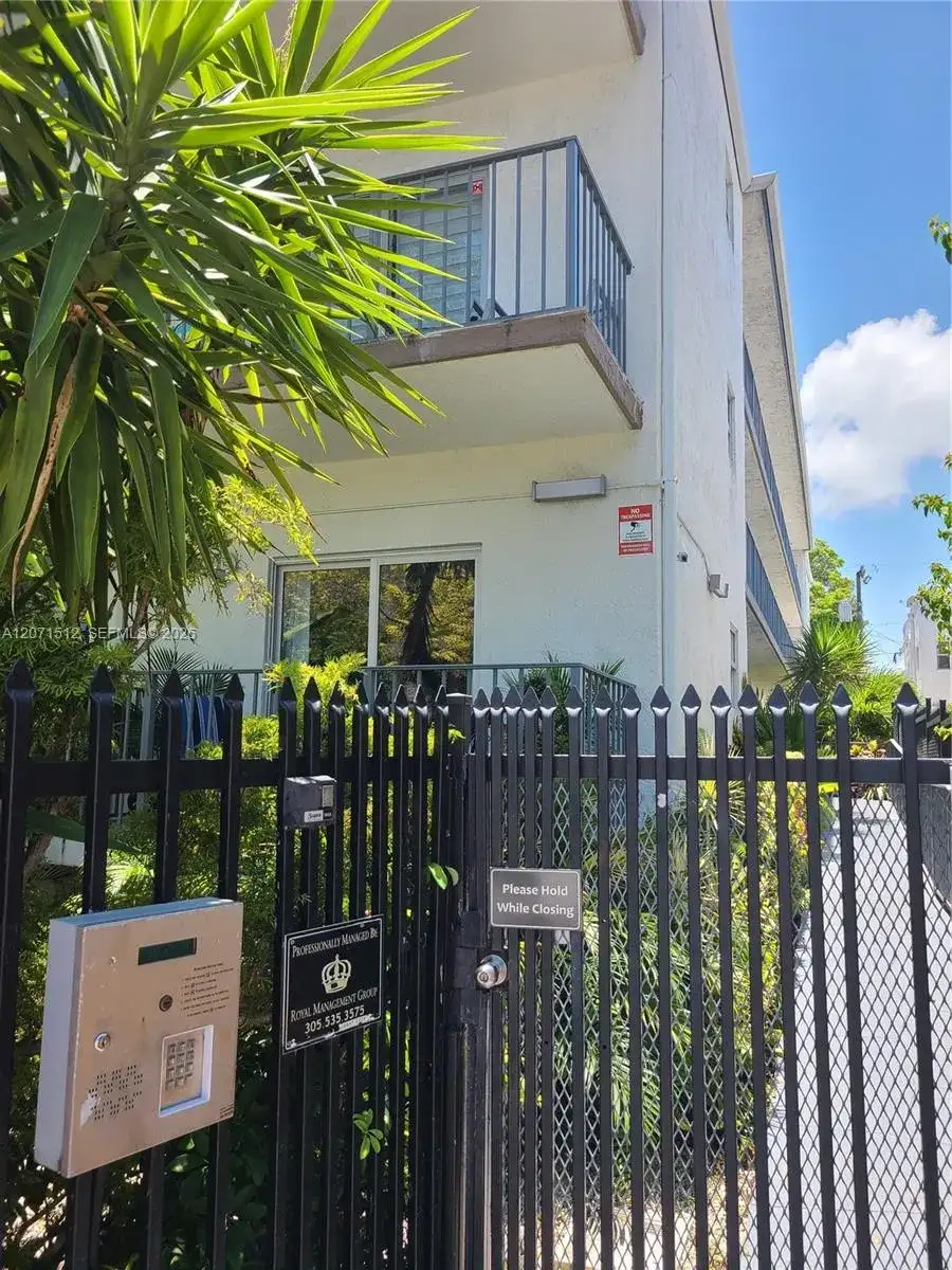 750 Michigan Ave # 203, Miami Beach FL 33139 photo 3