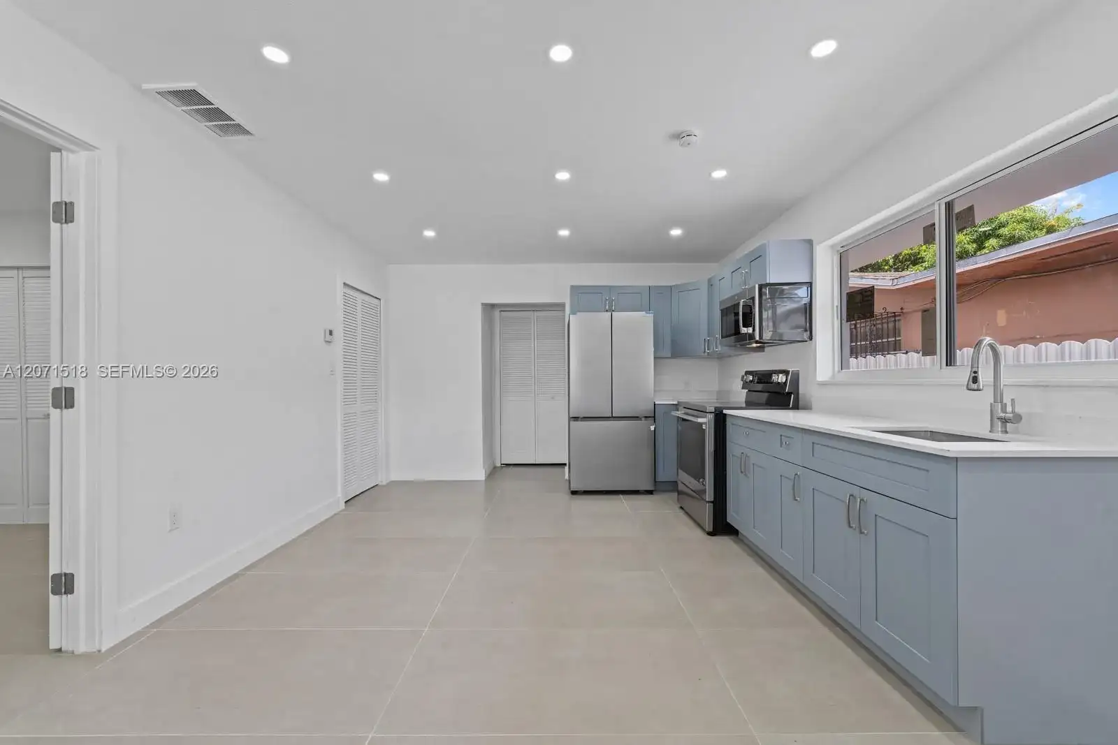 1849 NW 16th St # 1, Miami FL 33125 photo 4