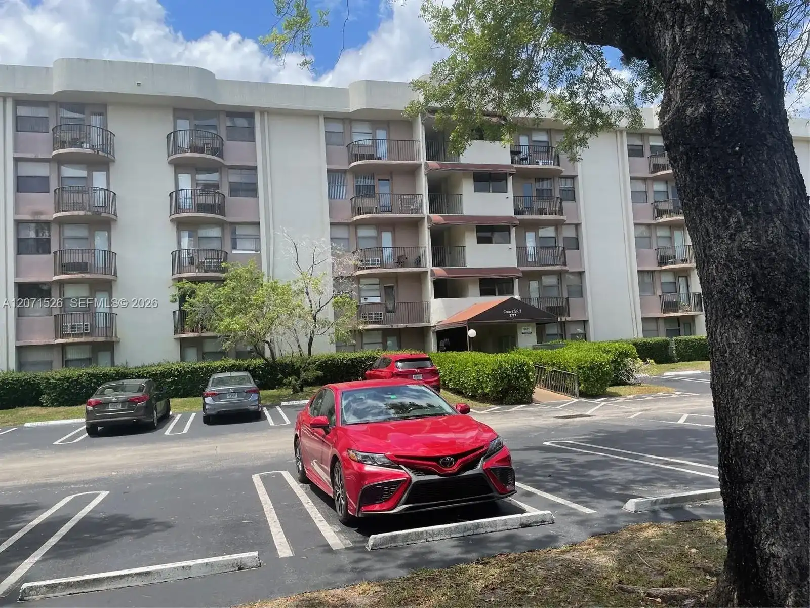 2771 Riverside Dr # A, Coral Springs FL 33065