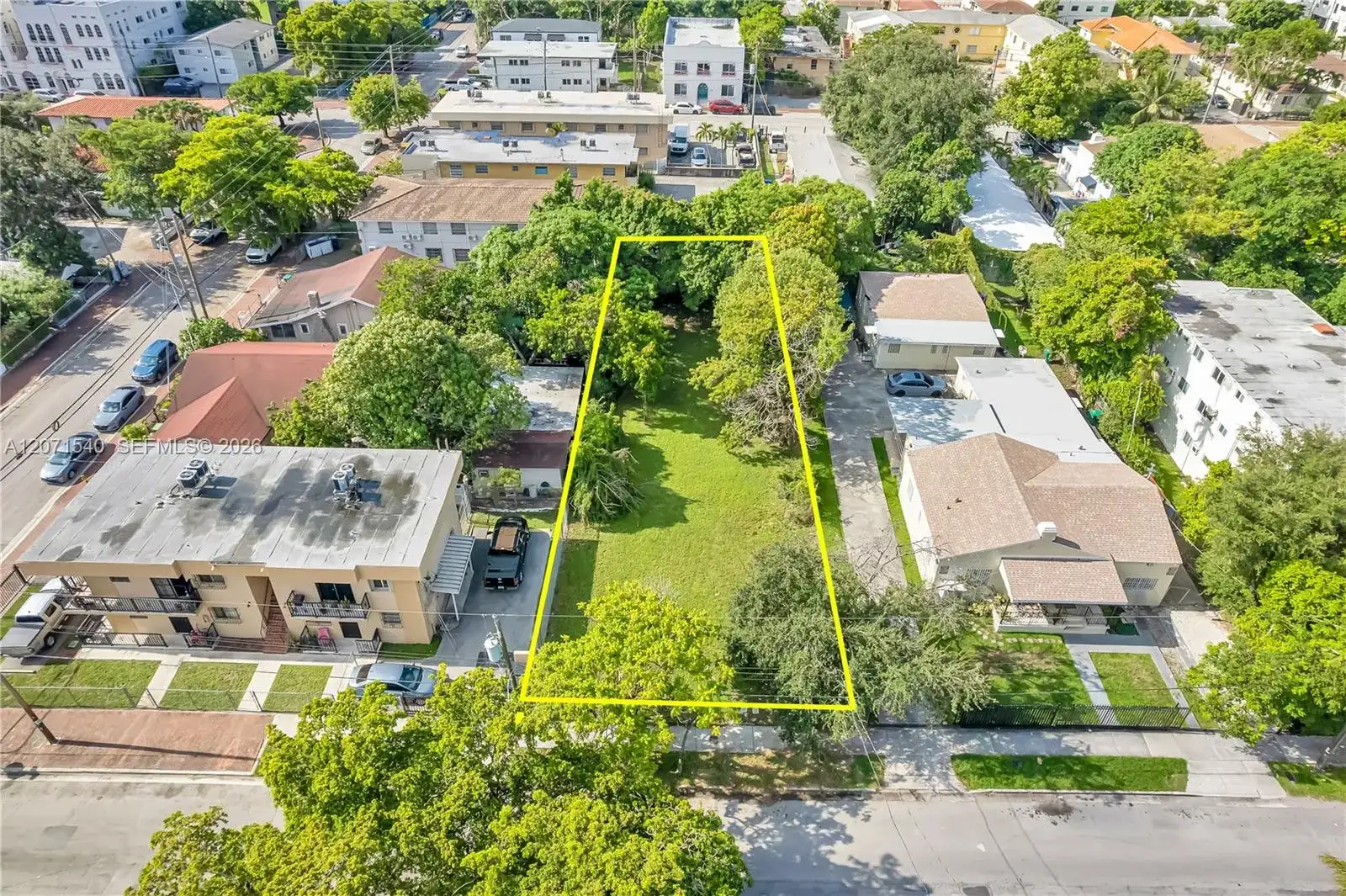 1324 SW 5th St, Miami FL 33135 photo 2