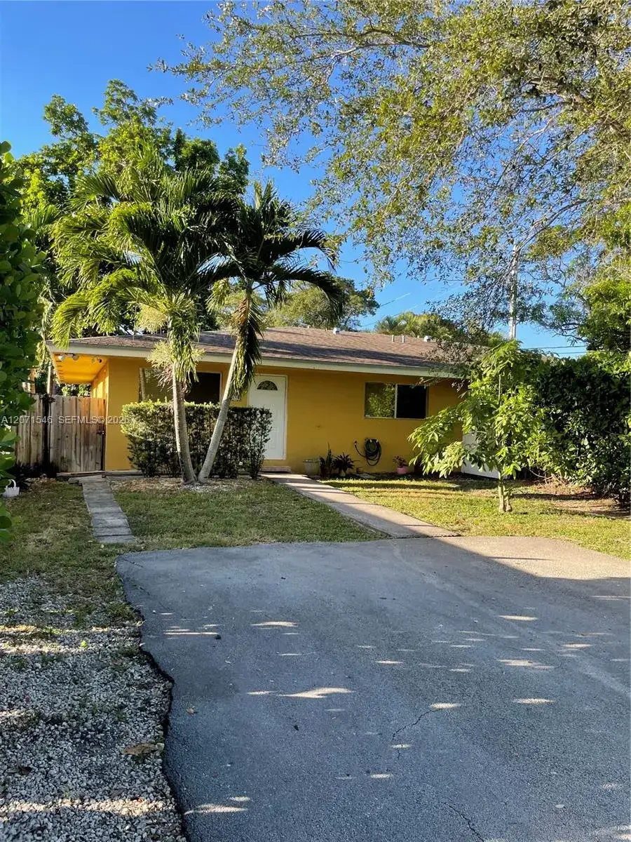 5801-5805 SW 61st St, Miami FL 33143
