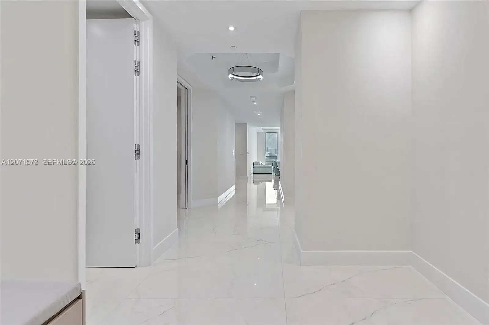 100 S Pointe Dr # 910, Miami Beach FL 33139 photo 2