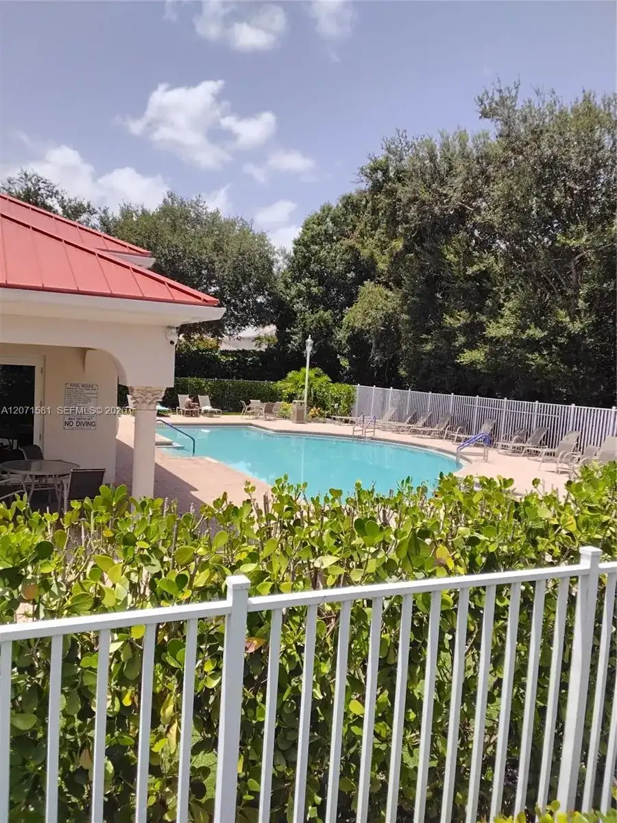 3642 Asperwood Cir, Coconut Creek FL 33073 photo 5