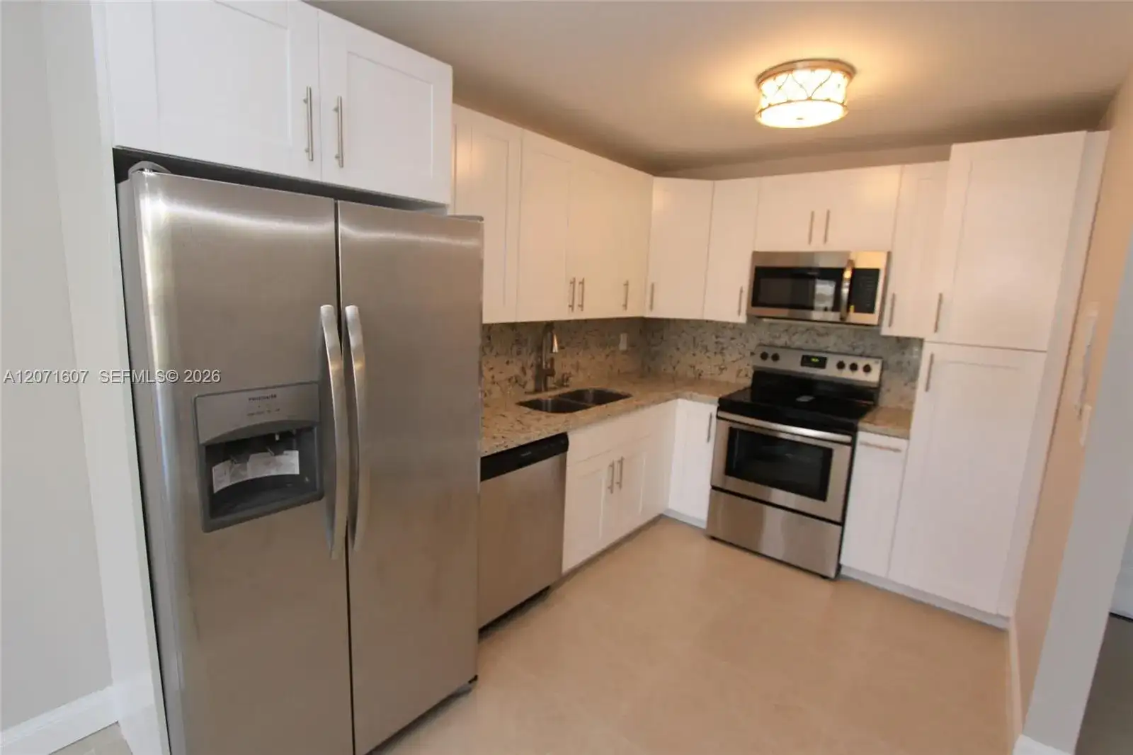 8005 Lake Dr # 212, Doral FL 33166 photo 4