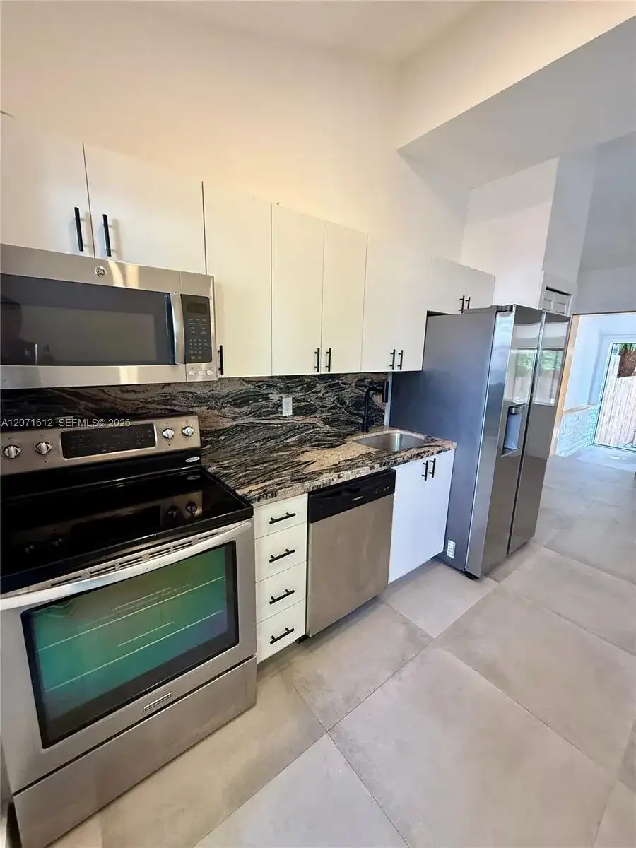 3 NE 70TH ST # 1, Miami FL 33138 photo 2