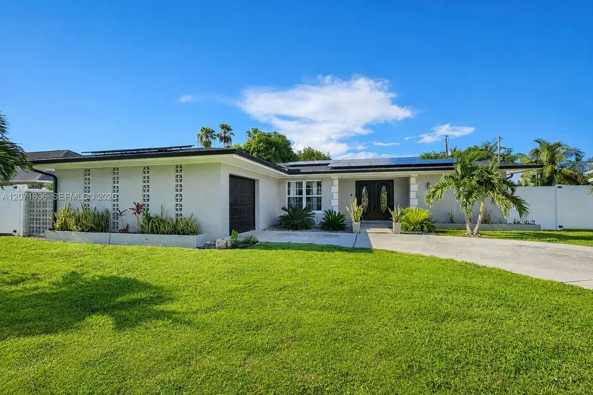 1419 shelby pwky, Cape Coral FL 33904