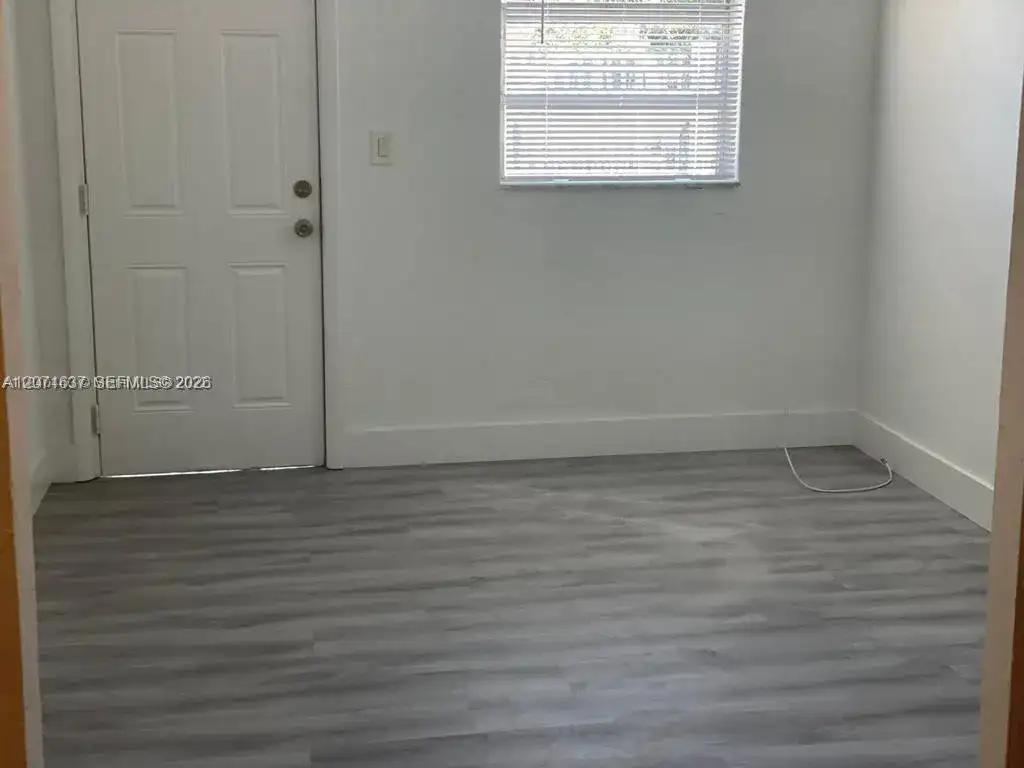 170 ter 10035 # B, Unincorporated Dade County FL 33157 photo 3