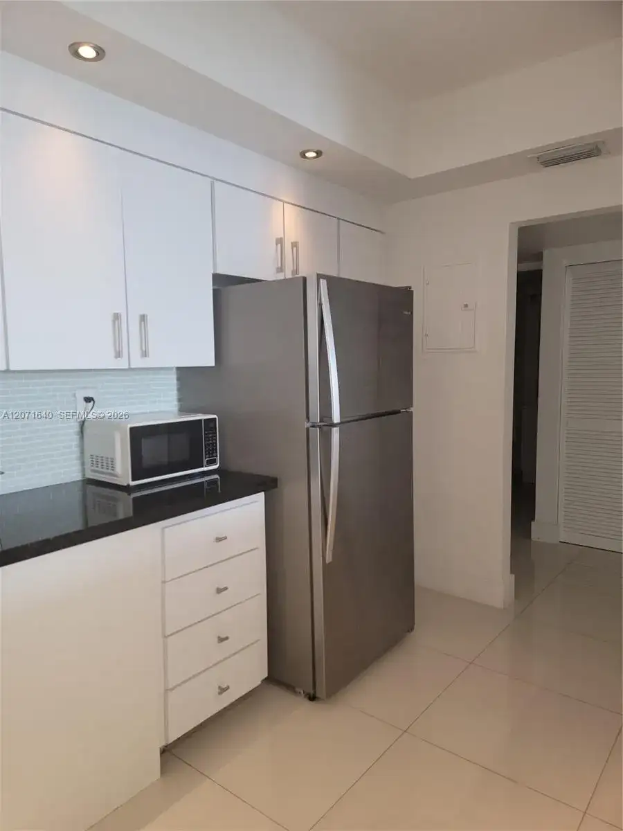 19380 Collins Ave, Sunny Isles Beach FL 33160 photo 4