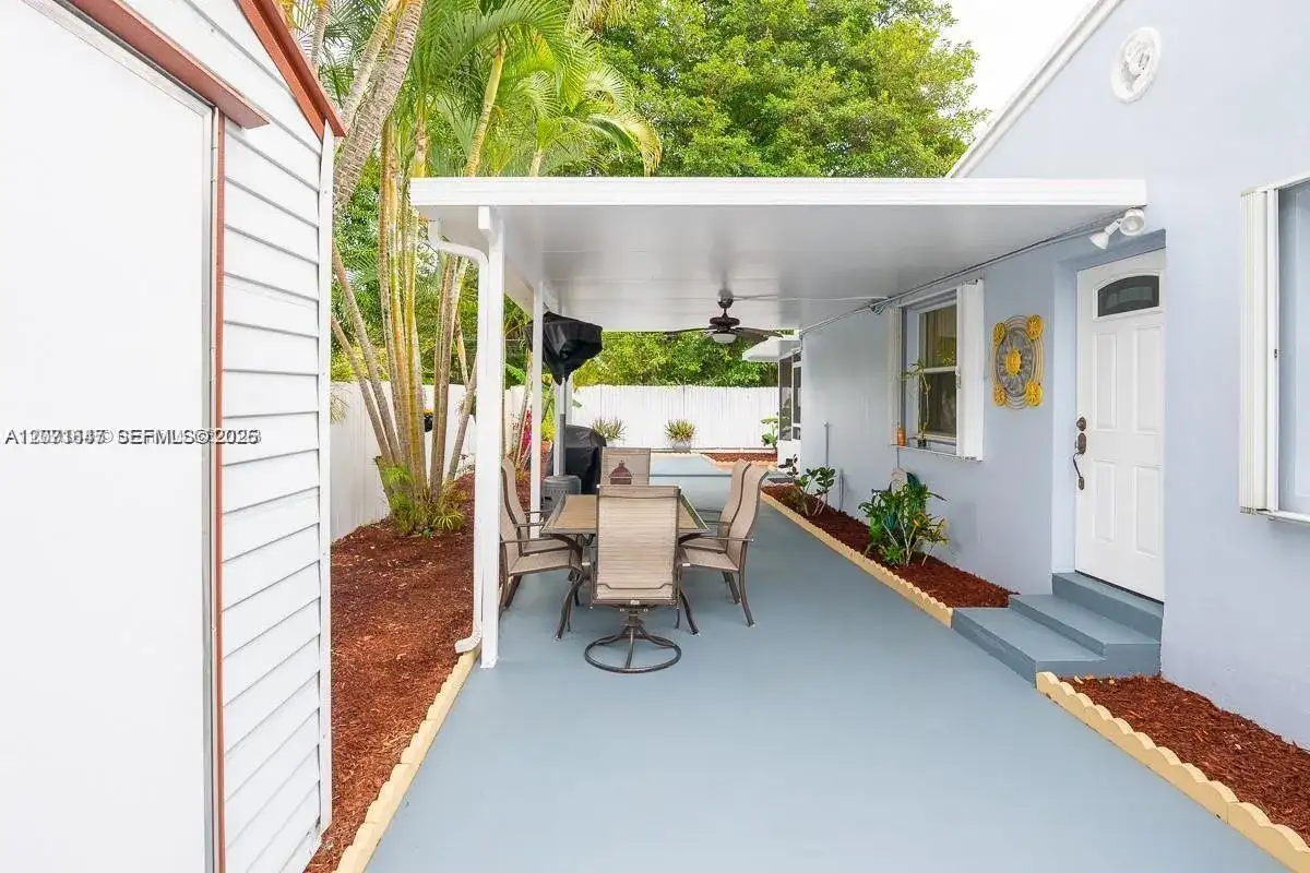 307 N 28th Ave, Hollywood FL 33020 photo 3