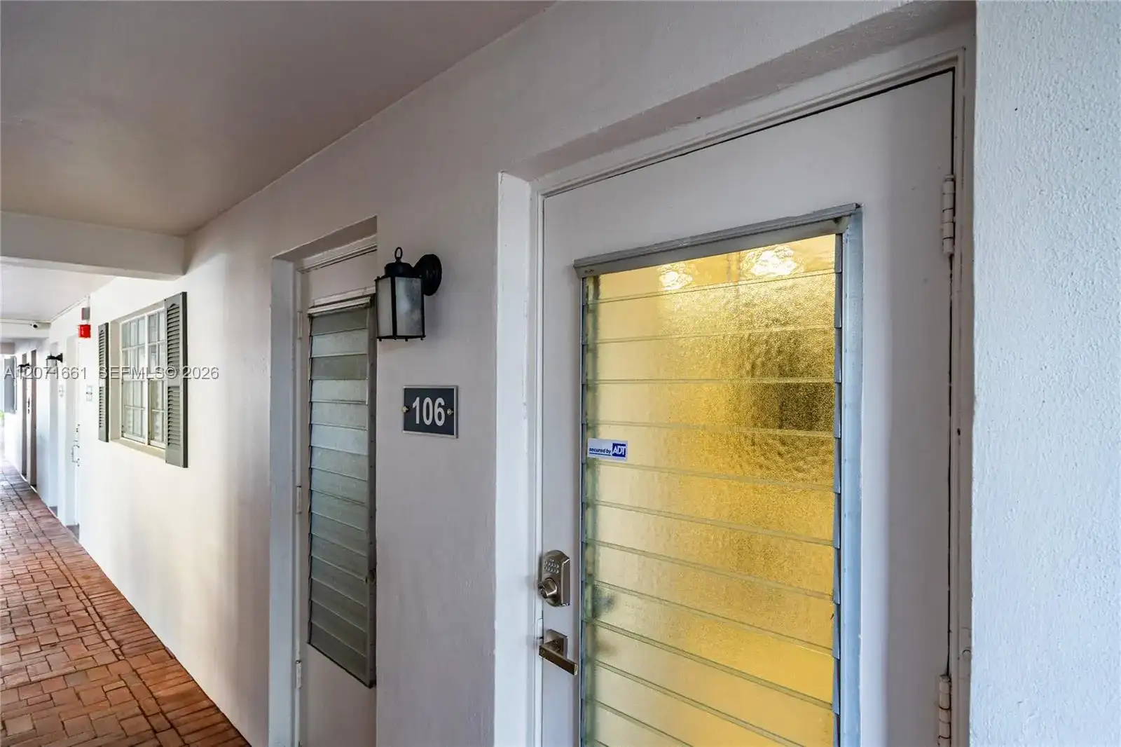 455 Paradisee Isle Blvd # 106, Hallandale Beach FL 33009 photo 3