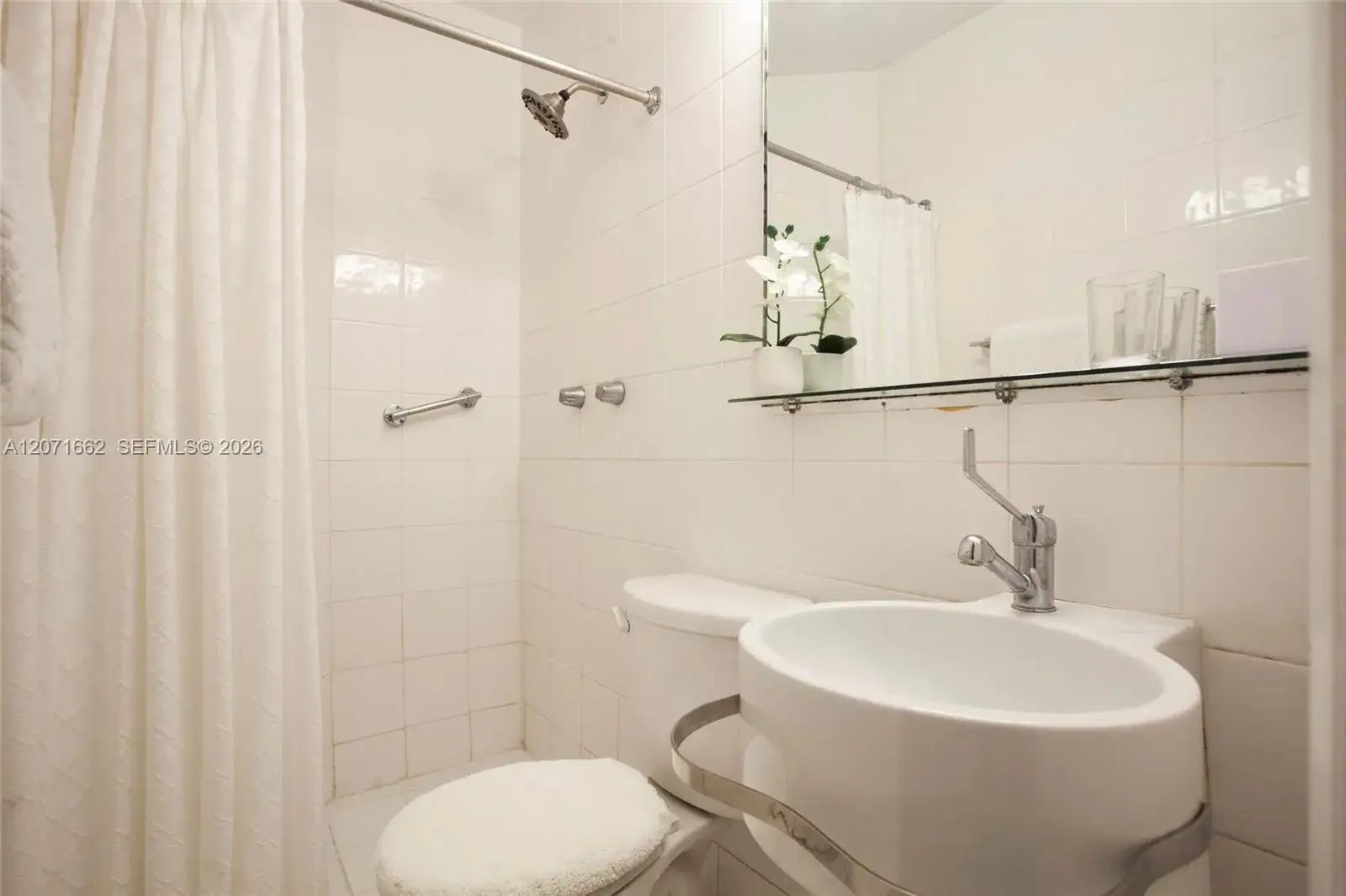 4720 Pine Tree Dr # 1, Miami Beach FL 33140