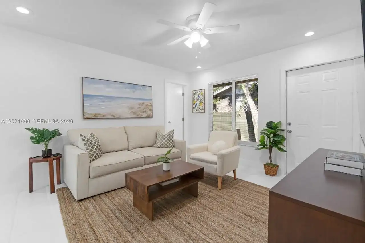 1428 NE 2ND AVE # 1, Fort Lauderdale FL 33304 photo 3