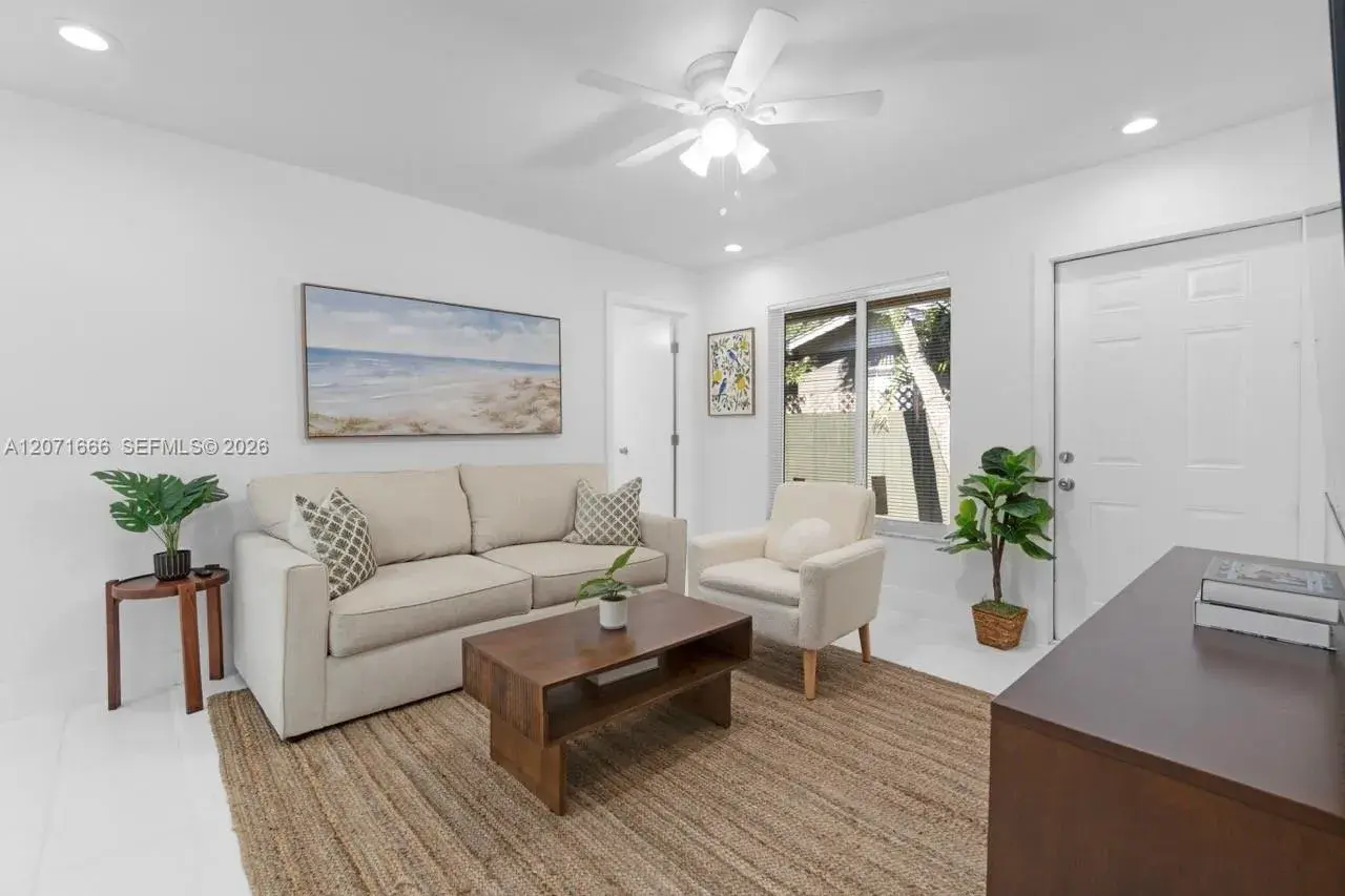 1428 NE 2ND AVE # 1, Fort Lauderdale FL 33304